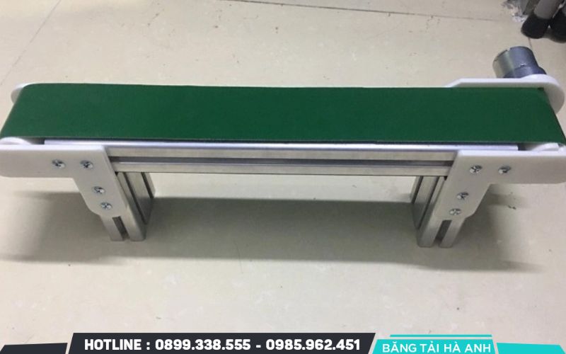 Băng tải mini là giải pháp lý tưởng cho các dây chuyền sản xuất nhỏ, cần sự linh hoạt, gọn nhẹ