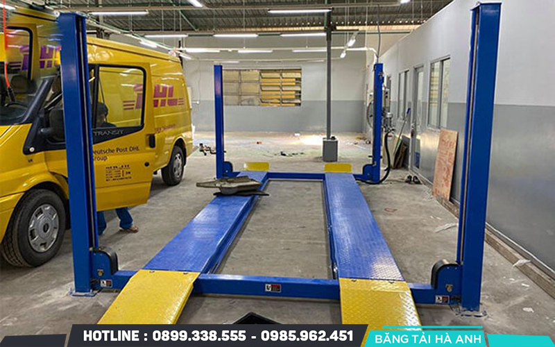 Cầu nâng bốn trụ