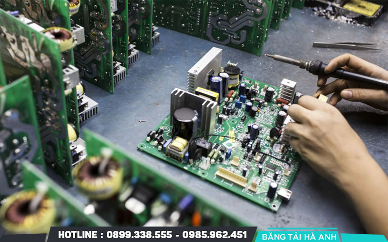 Các yếu tố ảnh hưởng đến chất lượng sản xuất linh kiện điện tử