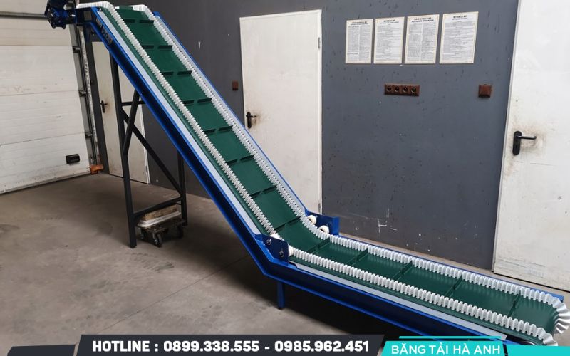 Băng tải gấp khúc có nhiều dạng khác nhau, phù hợp với từng nhu cầu sản xuất