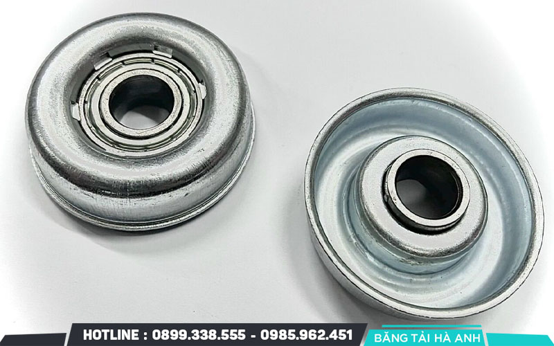 Cốc bi con lăn băng tải được sử dụng trong các dây chuyền lắp ráp ô tô