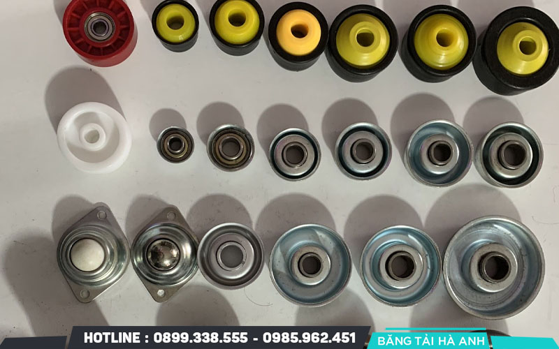 Cốc bi con lăn băng tải được sản xuất từ nhiều loại vật liệu khác nhau