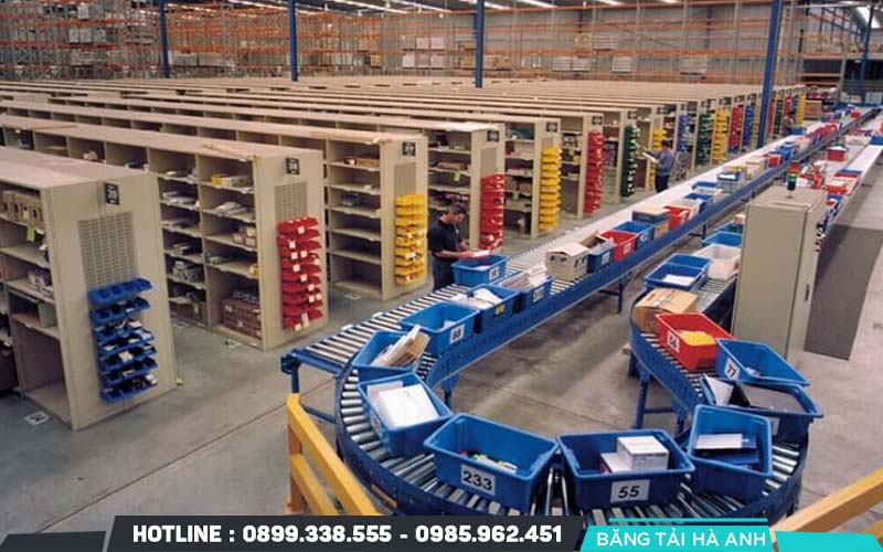 Phụ kiện chất lượng giúp hệ thống băng tải vận hành êm ái, giảm ma sát và tiếng ồn