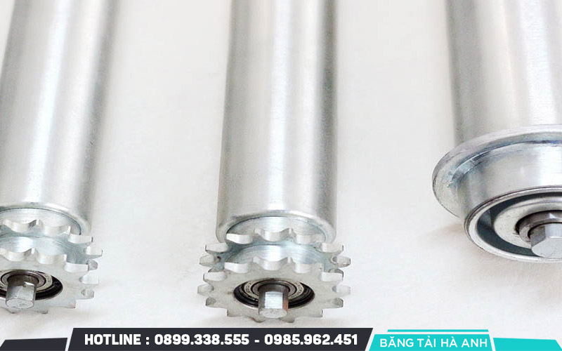 Việc tính toán kích thước con lăn băng tải chính xác là yếu tố quan trọng giúp hệ thống vận hành ổn định