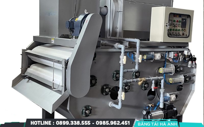 Băng tải ép bùn là một thiết bị chuyên dụng dùng trong hệ thống xử lý nước thải