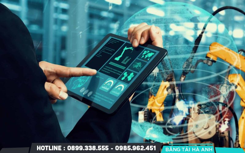 Cảm biến đóng vai trò thu thập thông tin từ môi trường như nhiệt độ, áp suất, vị trí, tốc độ