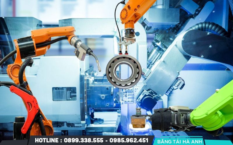 Tự động hóa công nghiệp là quá trình ứng dụng các hệ thống điều khiển như máy tính, robot và công nghệ thông tin