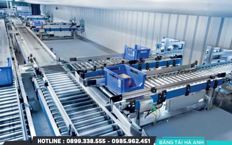 Băng tải tiết kiệm năng lượng là hệ thống vận chuyển tự động được thiết kế nhằm giảm tiêu thụ điện năng