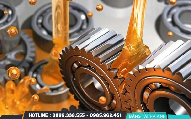 Dầu bôi trơn đóng vai trò quan trọng trong việc vận hành trơn tru của máy móc
