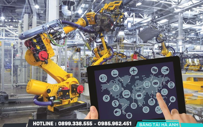 Hệ thống vật lý không gian mạng (CPS) tích hợp thế giới vật lý với thế giới kỹ thuật số