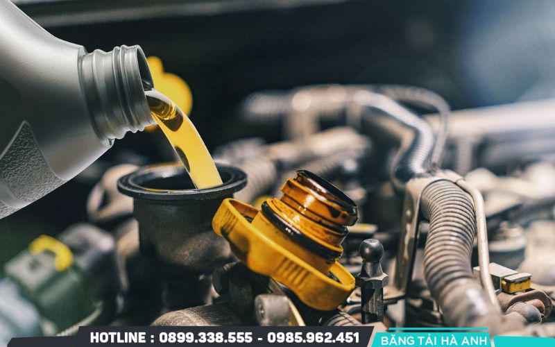Bôi trơn trục, ổ bi, con lăn và các khớp chuyển động định kỳ giúp duy trì chuyển động trơn tru