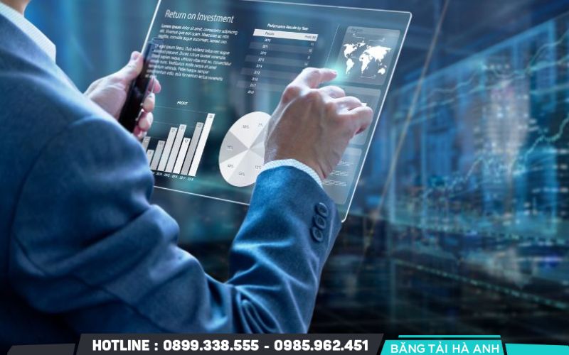 Phân tích dữ liệu (Data Analytics) là quá trình xử lý và rút ra thông tin hữu ích từ Big Data
