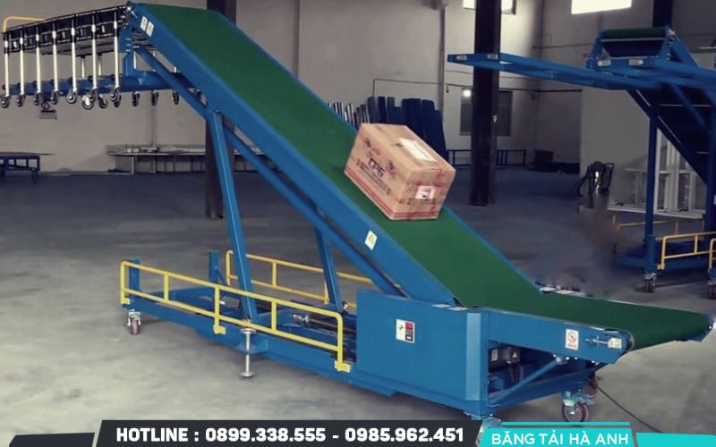 Băng tải PVC được ứng dụng phổ biến nhờ chi phí thấp, dễ bảo trì