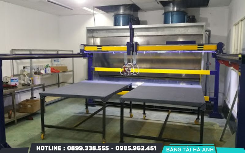 Máy phun sơn tự động