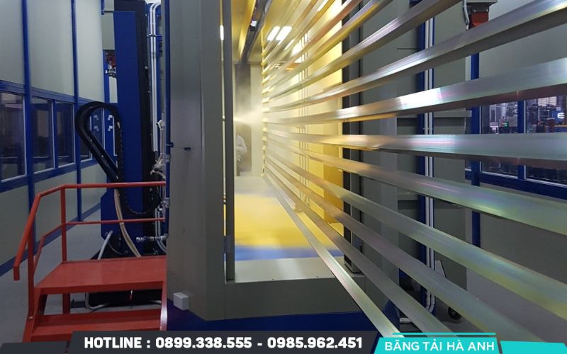 Dây chuyền sơn tĩnh điện tự động giúp giảm đáng kể chi phí nguyên liệu và nhân công