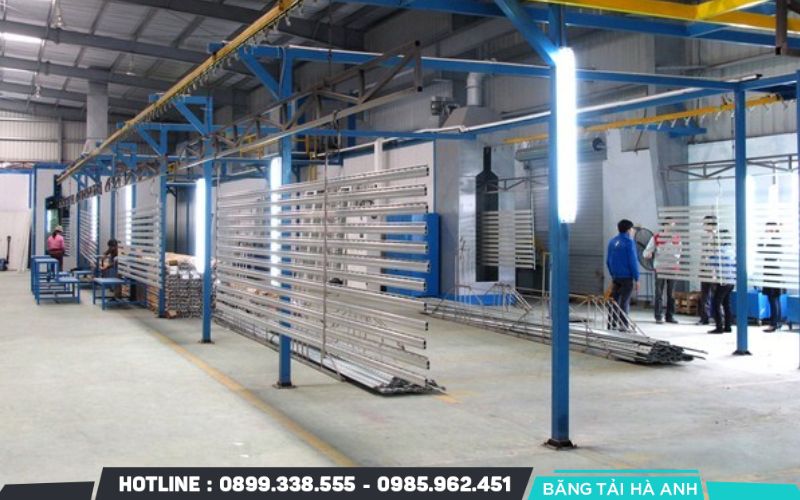 Dây chuyền sơn tĩnh điện tự động được thiết kế để thay thế phương pháp sơn thủ công