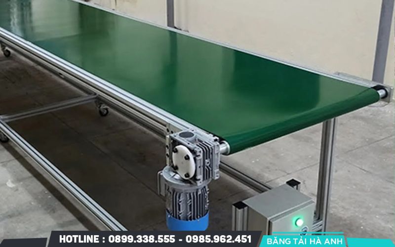 Băng tải PVC là loại băng tải belt thẳng có tính ứng dụng rộng rãi hiện nay