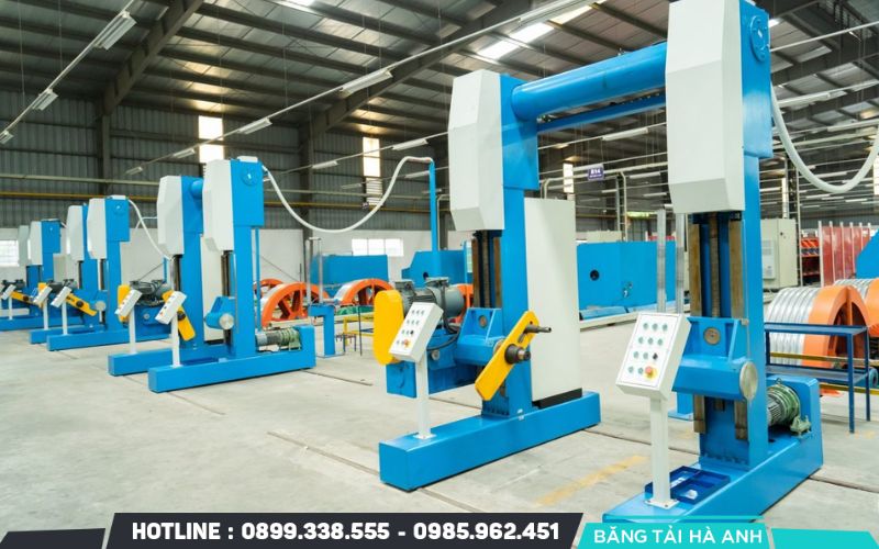 Máy kéo dây tự động giúp sợi được kéo đều, không đứt gãy hay biến dạng