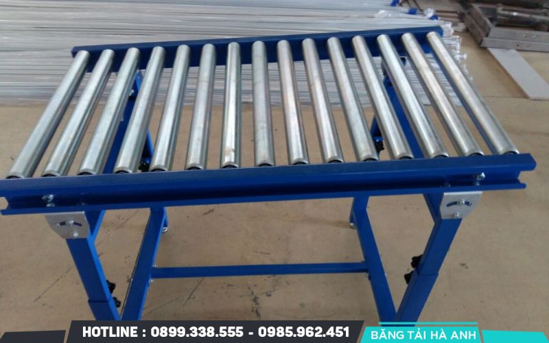 Băng tải con lăn là giải pháp vận chuyển hiệu quả, nhưng chi phí đầu tư ban đầu có thể khá lớn
