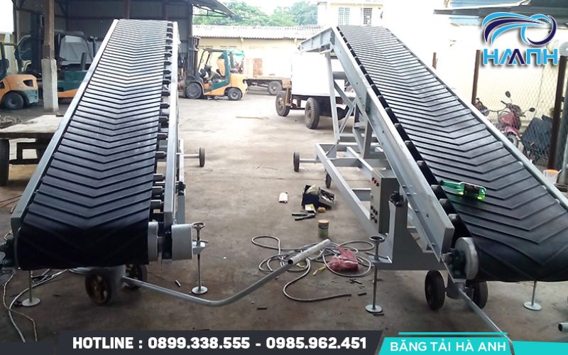 Đặc tính của băng tải cao su đen là khả năng chống chịu va đập, chống mài mòn