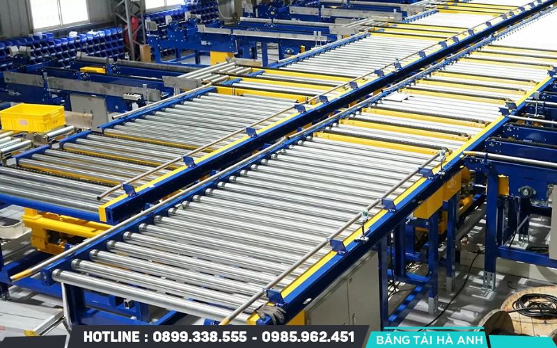 Khoảng trống quanh băng tải cần đủ rộng để thao tác, kiểm tra và bảo trì