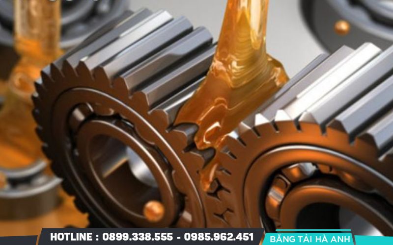 Bôi trơn không đúng định kỳ khiến dầu/mỡ bôi trơn bị khô