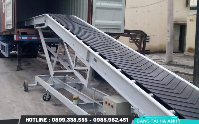 Gân V cao su chủ yếu được dán lên các loại băng tải cao su chịu nhiệt