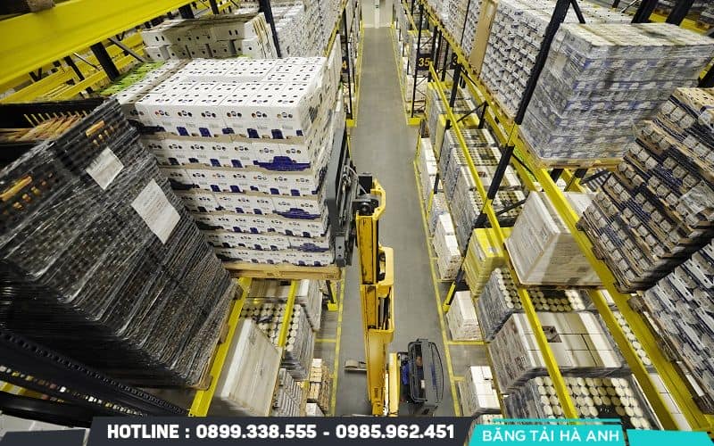 Doanh nghiệp nên đầu tư kho thông minh khi sở hữu số lượng mã hàng lớn