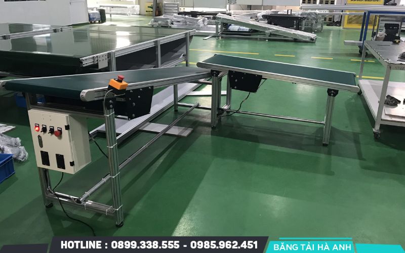 Ưu điểm lớn nhất của nhôm định hình nằm ở trọng lượng nhẹ và khả năng lắp ghép linh hoạt