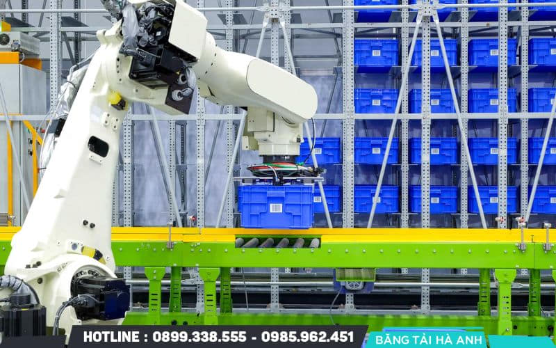 Việc mua sắm hệ thống rô-bốt, máy móc chuyên dụng đòi hỏi một khoản vốn đầu tư lớn