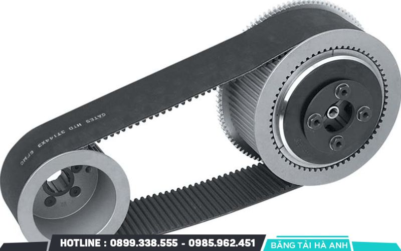 Trong cơ khí, truyền động đai thuộc nhóm truyền động ma sát