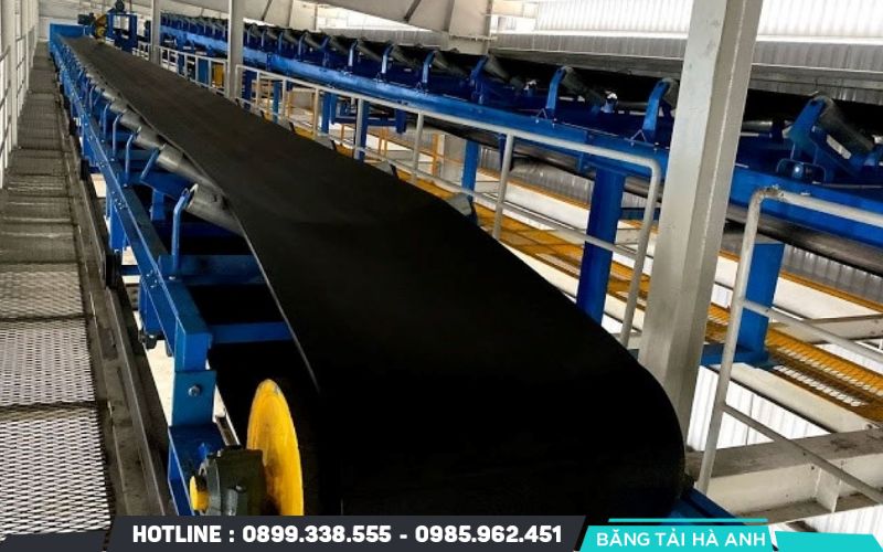 Bề mặt dây băng có dấu hiệu sờn, rách hoặc nứt nẻ