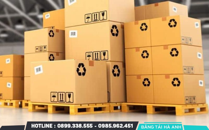 Vật liệu bao bì như thùng carton, bao tải... sẽ quyết định độ ma sát và độ bền cơ học của bề mặt tiếp xúc