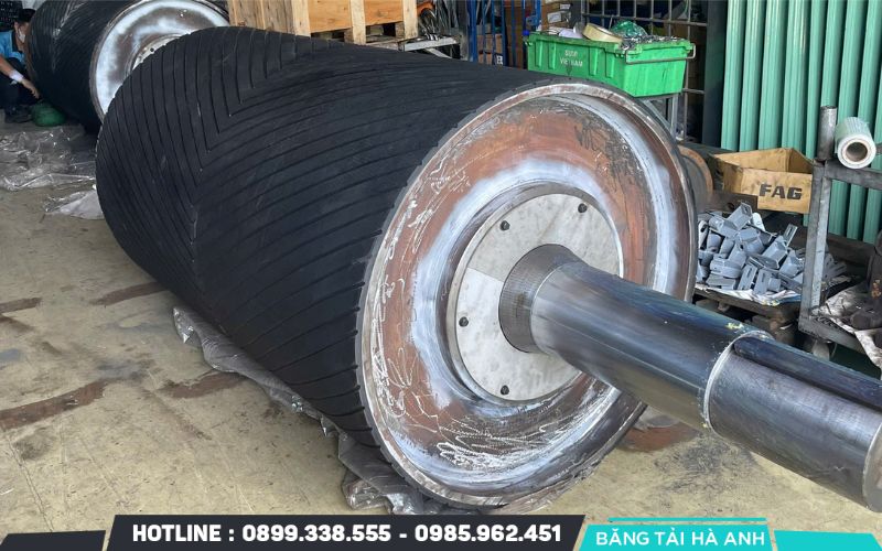 Kiểm tra và thay thế lớp bọc cao su bề mặt