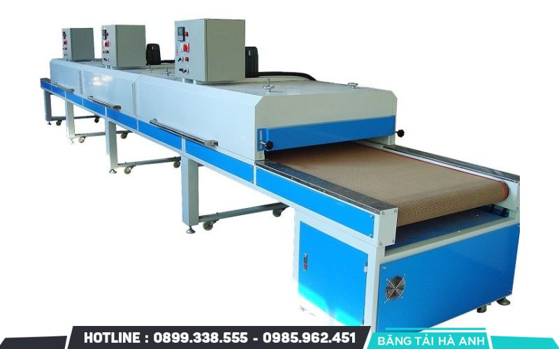 Băng tải sấy có hệ thống cảm biến nhiệt độ và độ ẩm thông minh