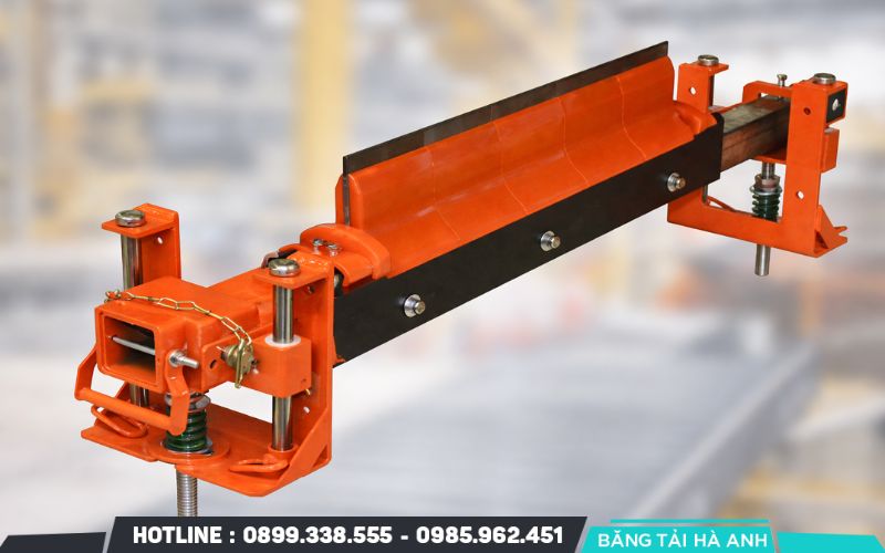 Cách điều chỉnh lực ép lò xo để tránh gây mòn dây băng