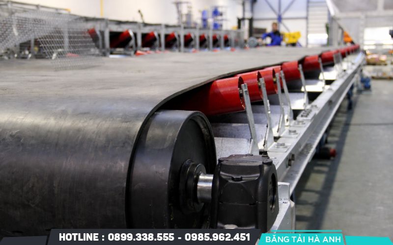 Tính toán lực căng nhánh vào và nhánh ra của tang trống trên băng tải cao su