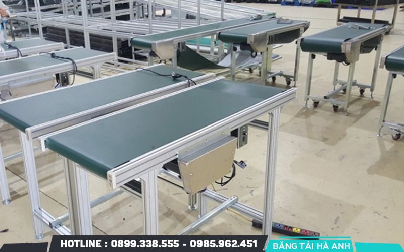 Băng tải belt là thiết bị vận chuyển vật liệu bằng một sợi dây đai khép kín