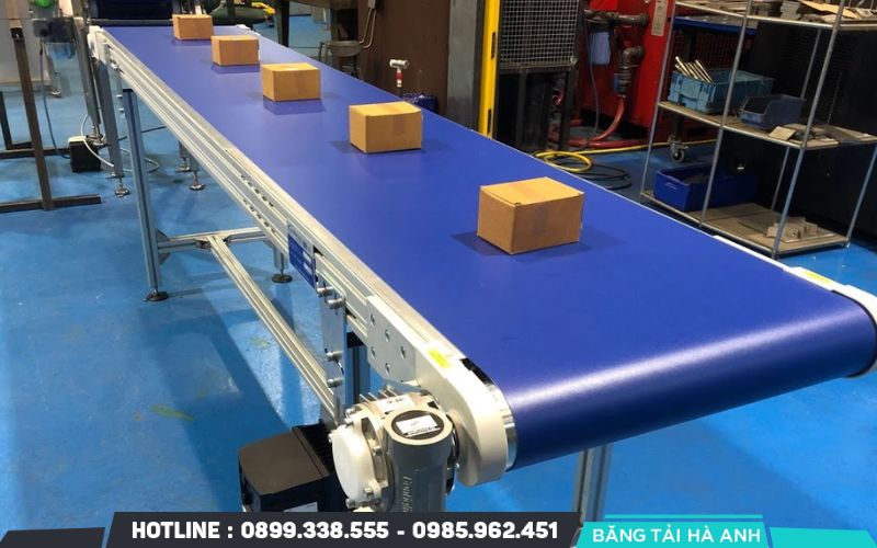 Bề mặt dây belt kín khít cho phép di chuyển các vật liệu dạng bột, hạt hoặc linh kiện siêu nhỏ mà không bị rơi lọt