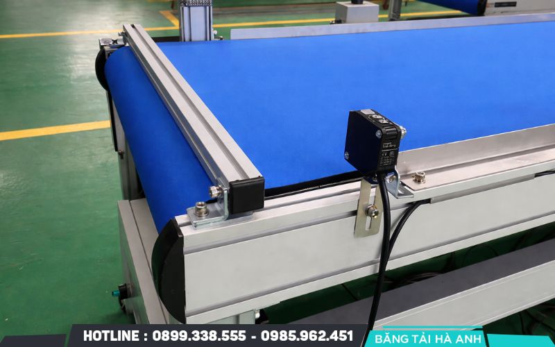 Về thắc mắc “băng tải PU có chịu nhiệt không?”, câu trả lời là có