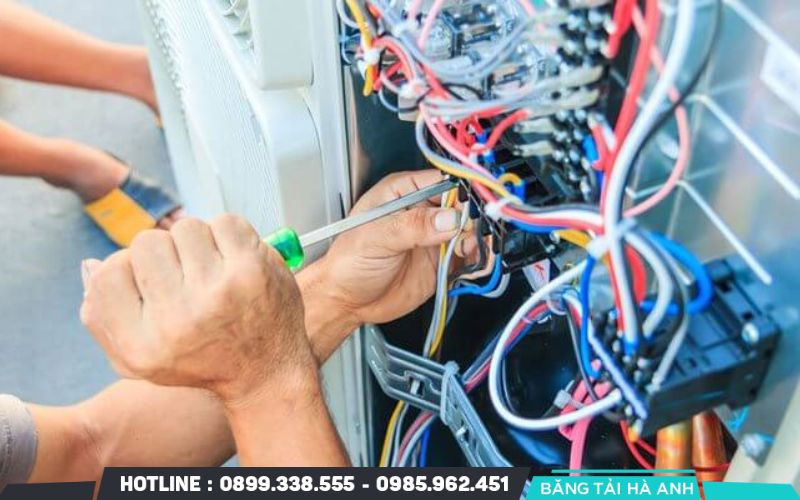 Kiểm tra hệ thống điện và bộ điều khiển trung tâm