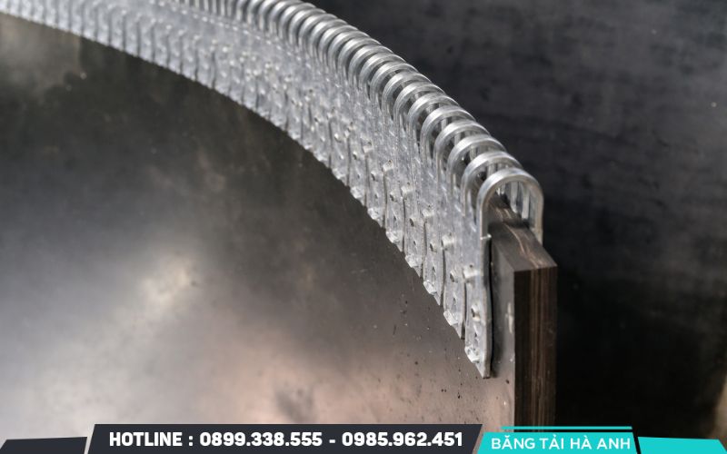 Phương pháp nối bằng móc cơ khí