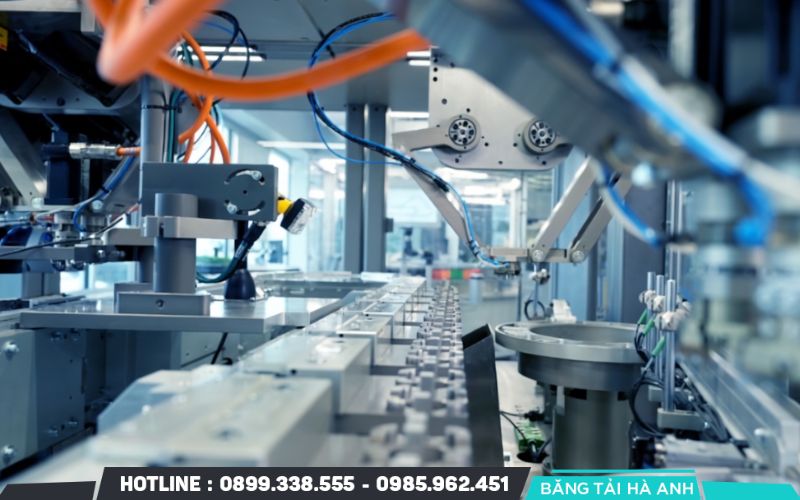 Tự động hóa sản xuất giúp tối ưu chi phí vận hành và giảm thiểu lãng phí