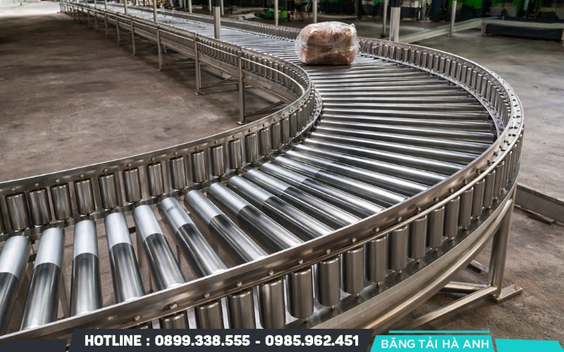 Băng tải con lăn phù hợp nhiều mô hình sản xuất và kho vận