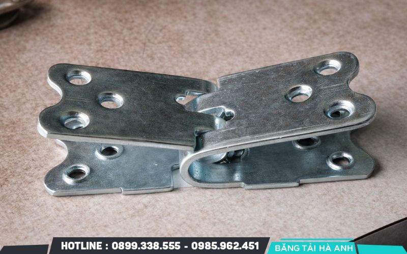 Khớp nối băng tải đóng vai trò là thành phần chịu lực trực tiếp