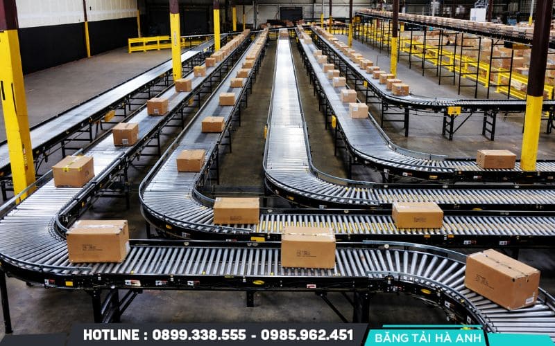 Băng tải công nghiệp là một cơ cấu cơ khí dùng để vận chuyển vật liệu từ vị trí này sang vị trí khác