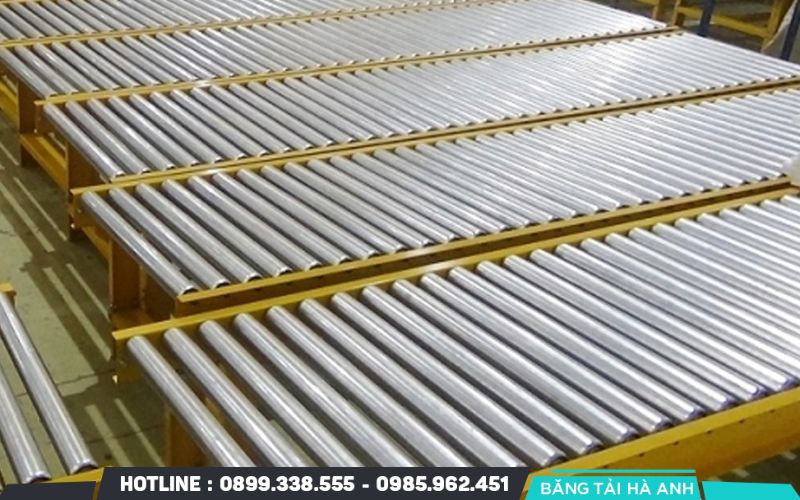 Hệ thống con lăn mang lại nhiều lợi ích thiết thực về mặt chi phí và khả năng vận hành linh hoạt trong thực tế