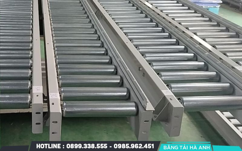 Hệ thống băng tải con lăn là phương án tối ưu cho các doanh nghiệp cần vận chuyển hàng hóa có khối lượng lớn