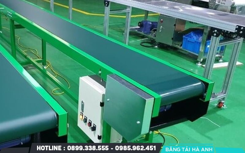 Điểm mạnh của băng tải belt là khả năng vận hành êm ái, tốc độ cao