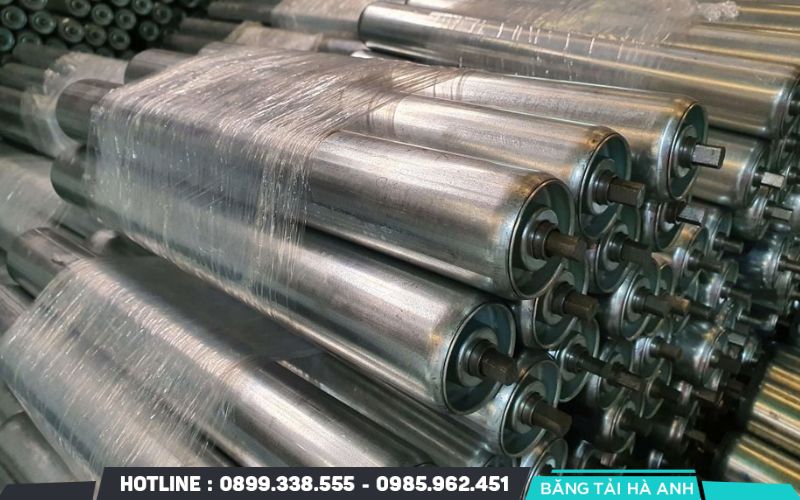 Con lăn thép mạ kẽm là loại con lăn bằng thép carbon được phủ một lớp kẽm trên bề mặt